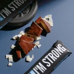 PROTEIN BAR I`M STRONG - Протеиновый батончик со вкусом «кокос».